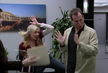chicken-dance-arrested-development-748926_370_250